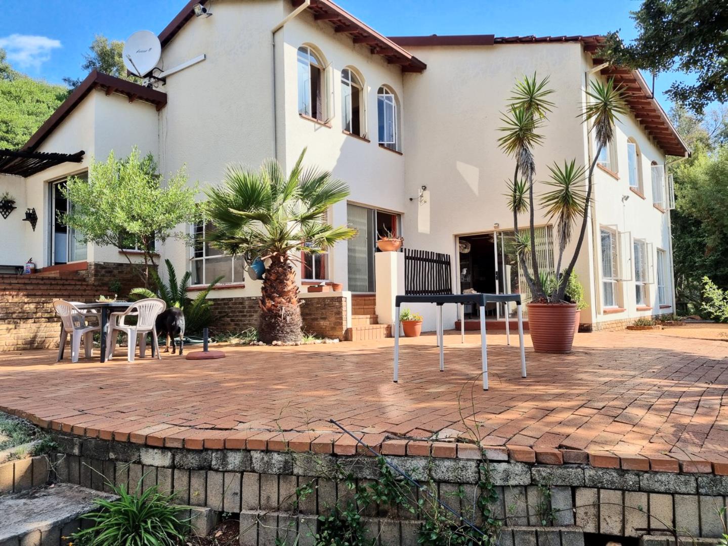 8 Bedroom Farm for Sale - Gauteng